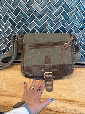 Aran Woollen Mills Canvas and Leather Messenger Bag - Olive Green
